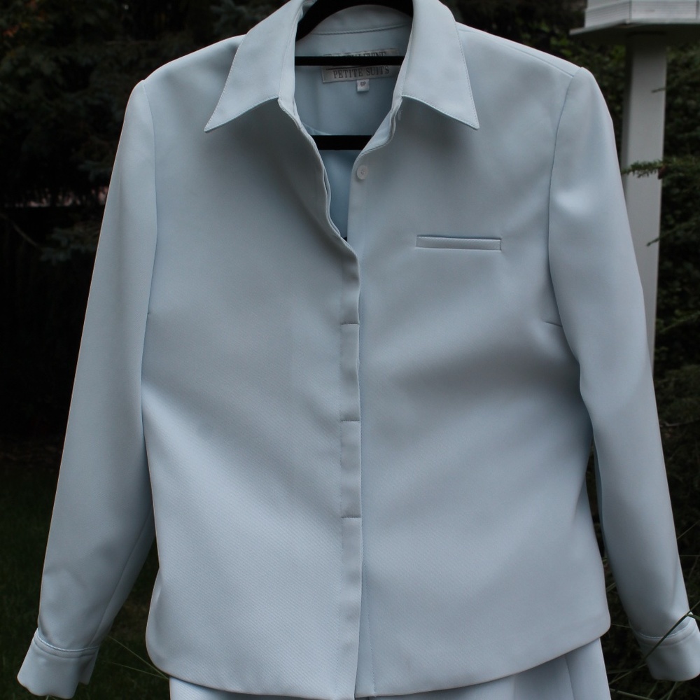 Classic Women Suit